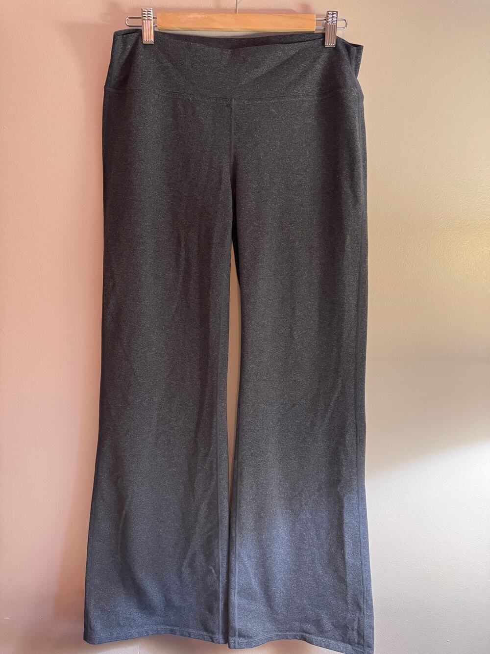 Athleta Bettona Classic Pants Women L Gray Bootcut Stretch Yoga Athleisure